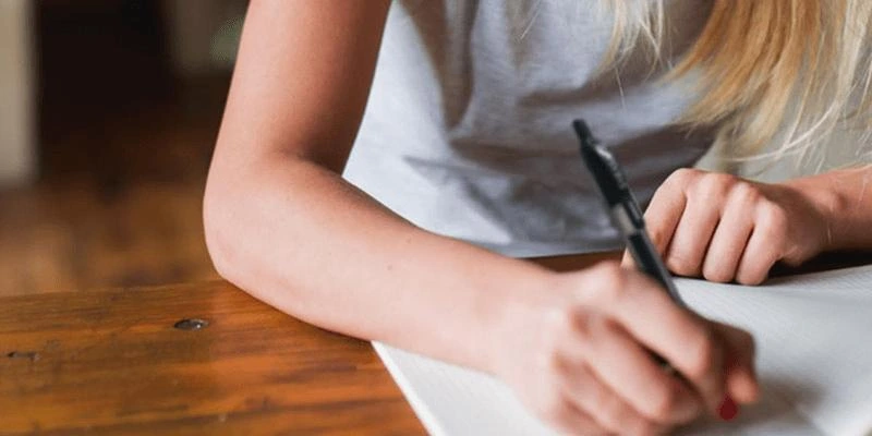 Annale du BTS CIRA : Sujet et Corrigé de l’Épreuve de Physique